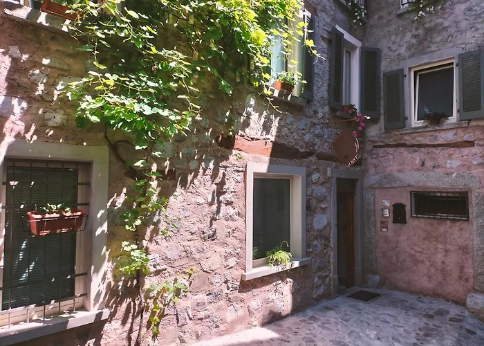 Catif Ladrù